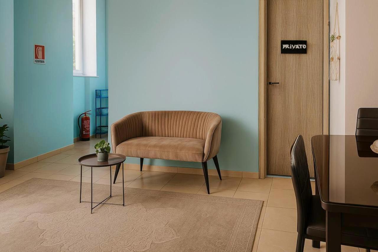 Room Malpensa - Servizio Taxi Mxp Da 20 Euro Лонате-Поццоло Экстерьер фото